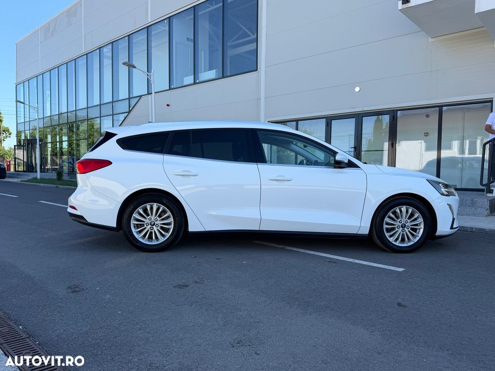 Ford Focus 2.0 EcoBlue Titanium - 8