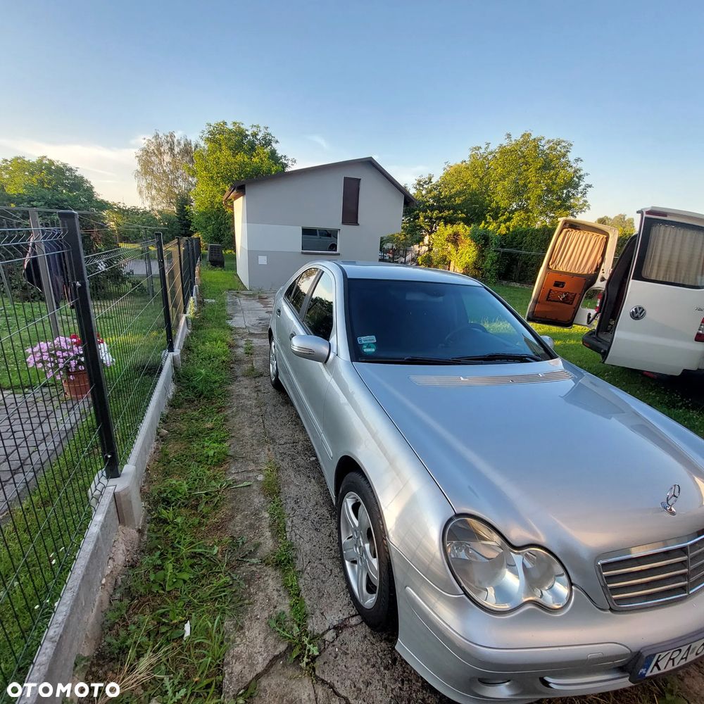 Mercedes-Benz Klasa C - 16
