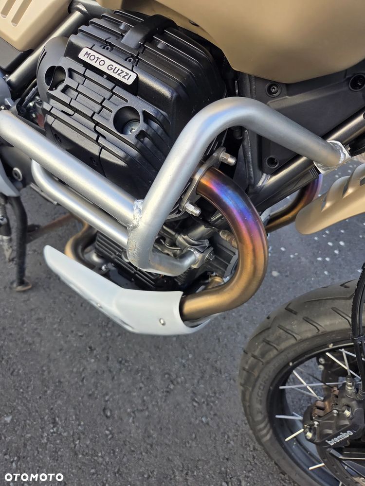 Moto Guzzi V85 - 8