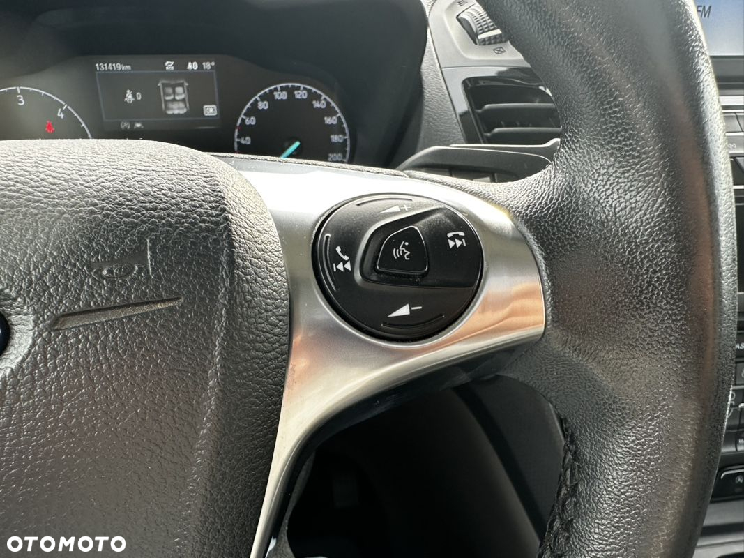 Ford Tourneo Connect Grand - 32