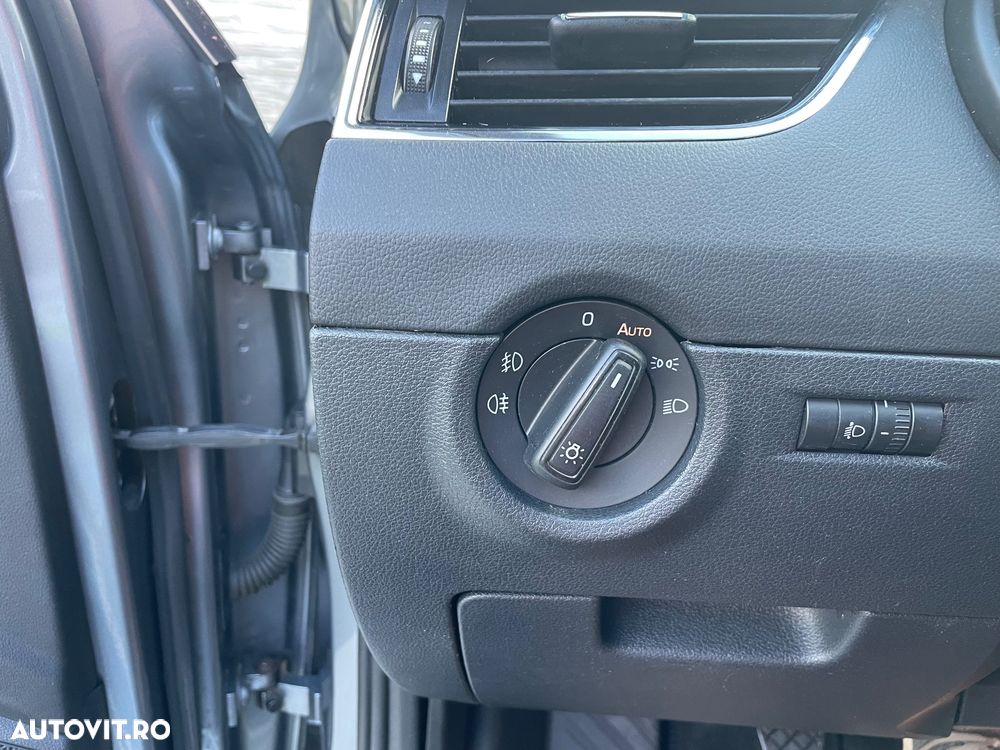 Skoda Octavia - 25