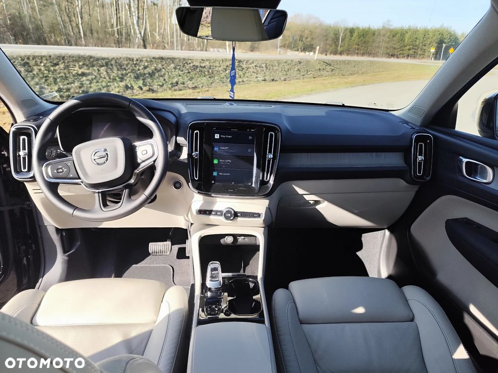 Volvo XC 40 B5 AWD Ultimate Dark - 9