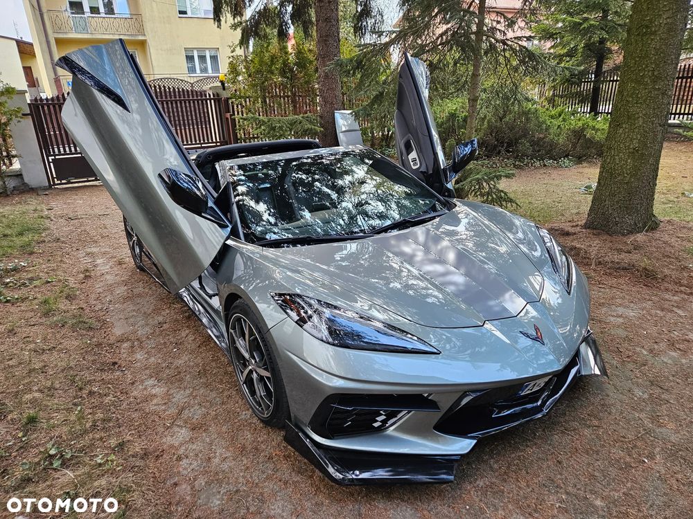 Chevrolet Corvette - 1