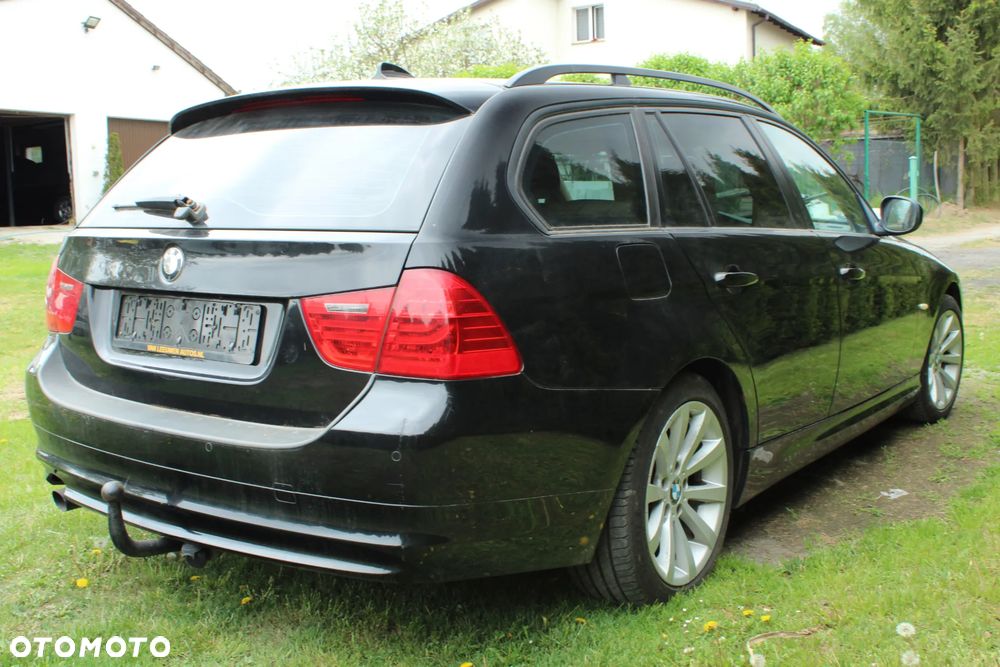 BMW Seria 3 318i Edition Lifestyle - 6