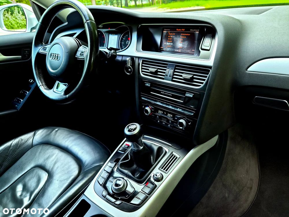 Audi A4 Avant 2.0 TDI ultra - 33