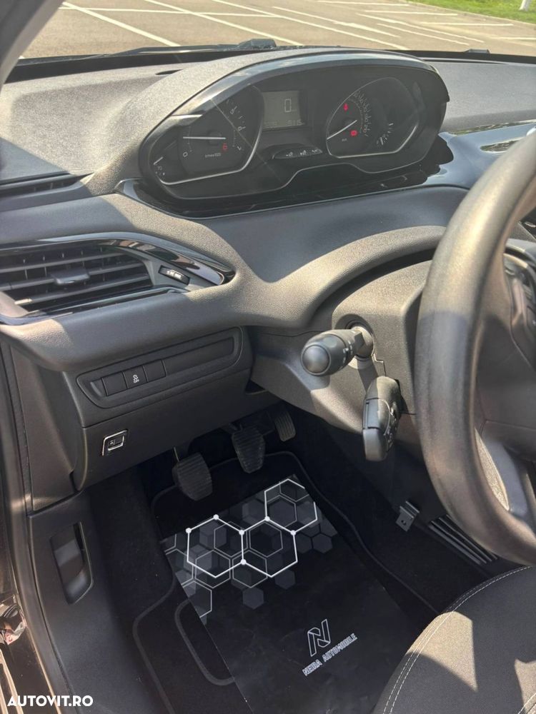 Peugeot 208 1.2 VTi Active - 21