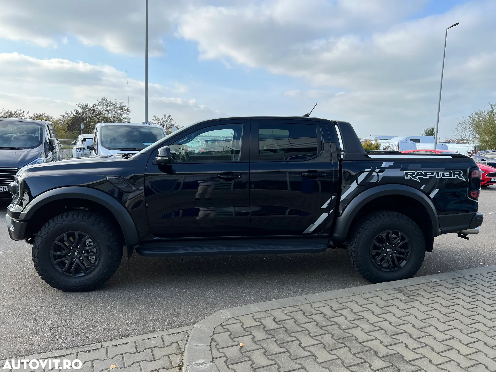 Ford Raptor - 17