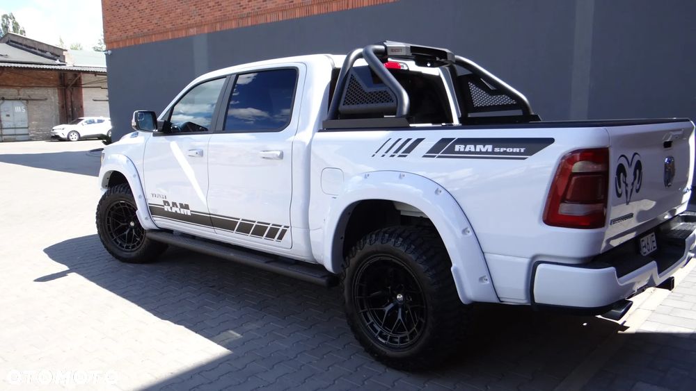 RAM 1500 5.7 eTorque Crew Cab Shortbed Bighorn Sport - 7