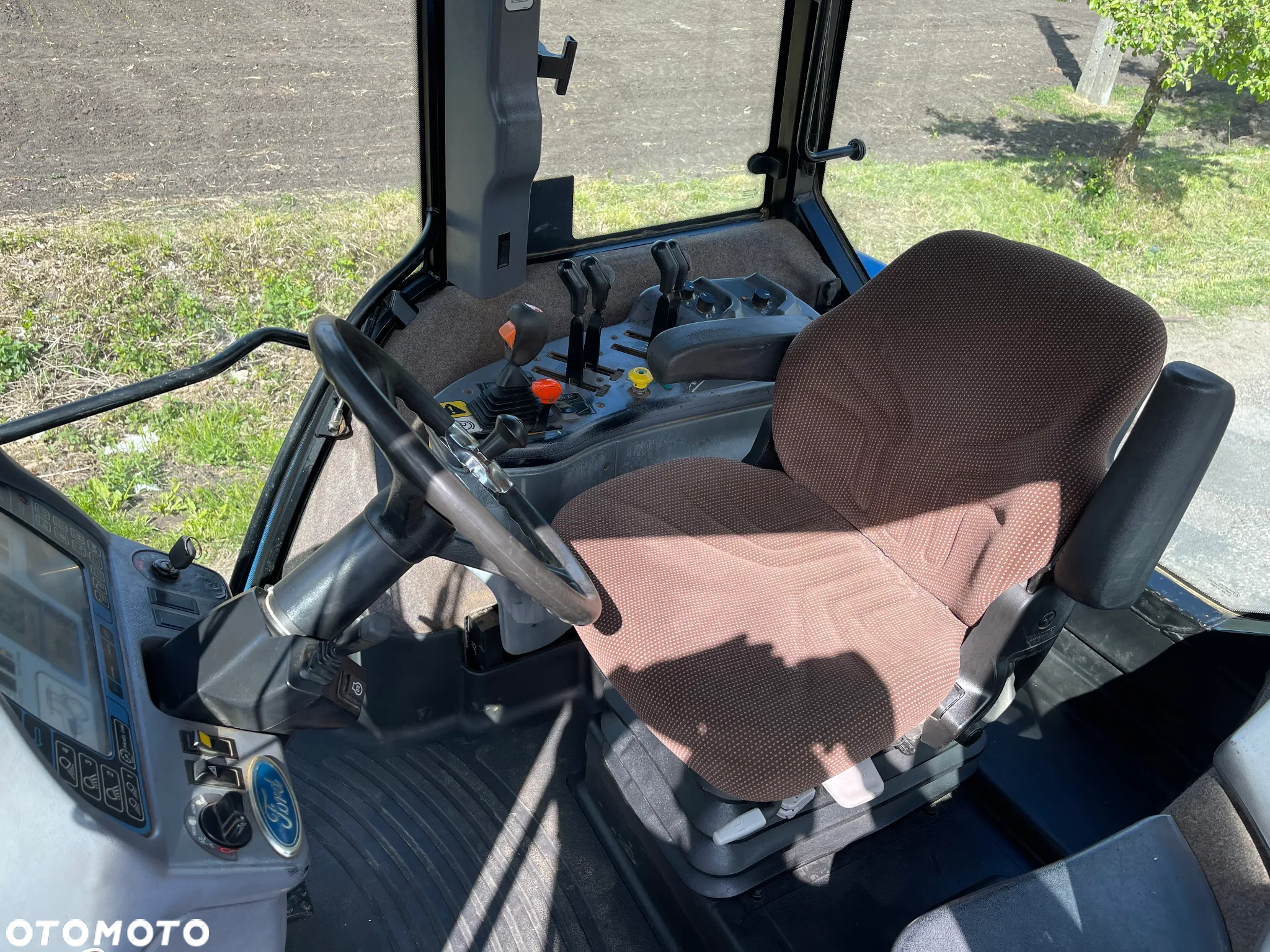 New Holland Ciągnik rolniczy traktor New Holland 8870_Ford 8970_W pełni sprawny_Klimatyzacja,Pneumatyka,Komplet zaczepów i obciążników - 8