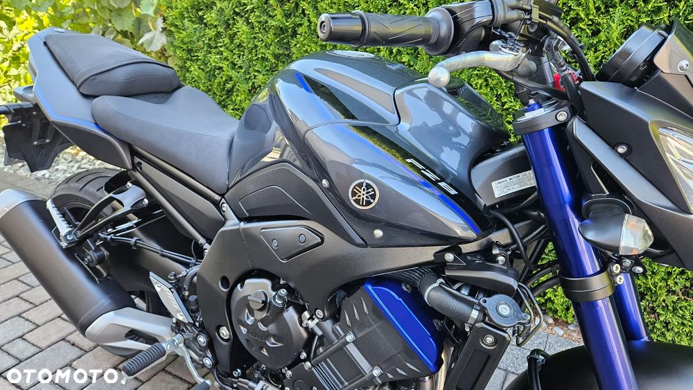 Yamaha FZ8 - 26