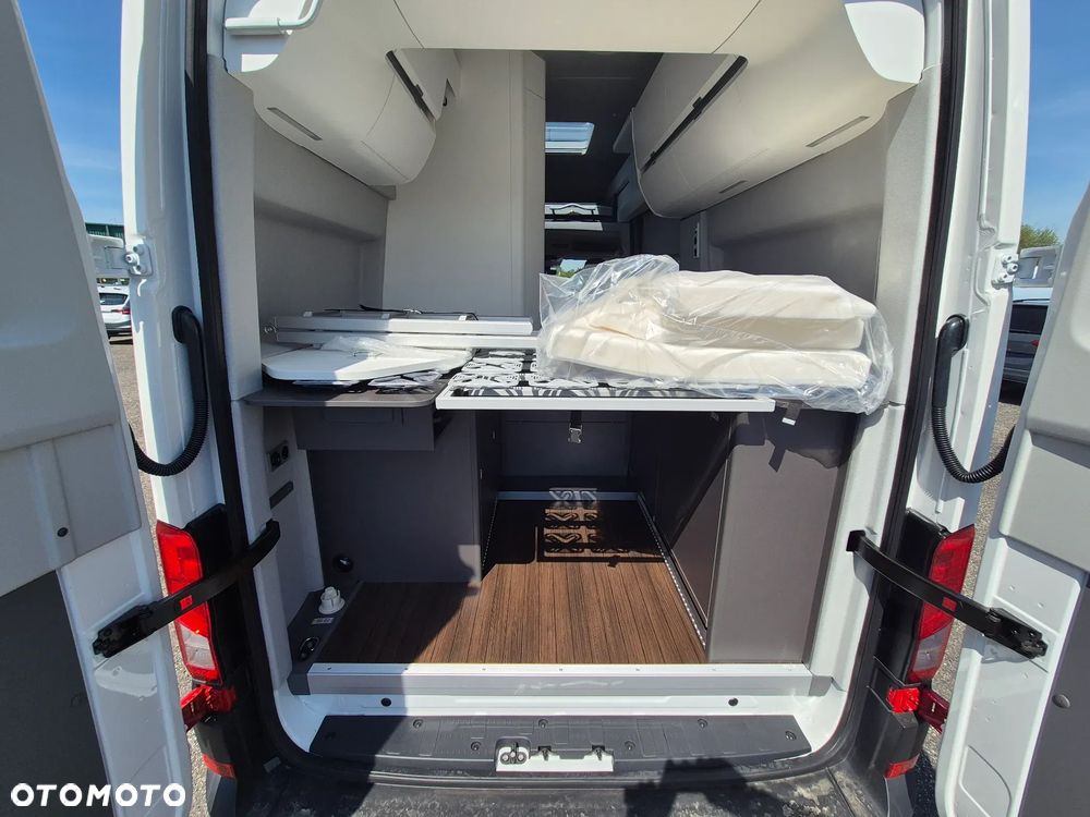 Volkswagen Grand California - 25