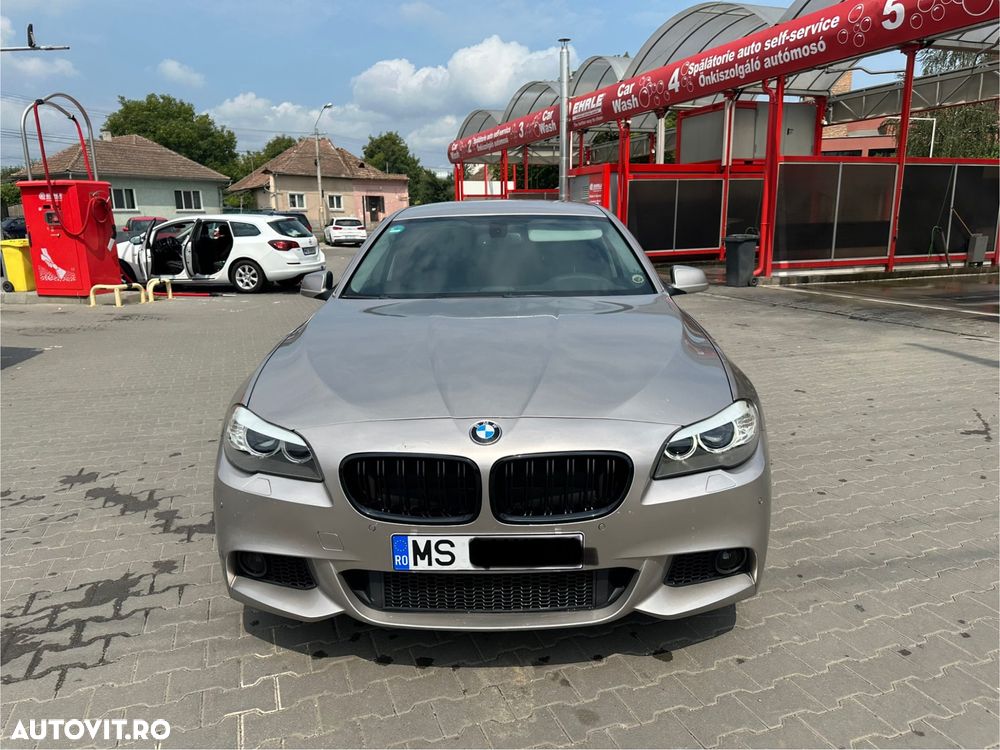 BMW Seria 5 520d Aut. - 1