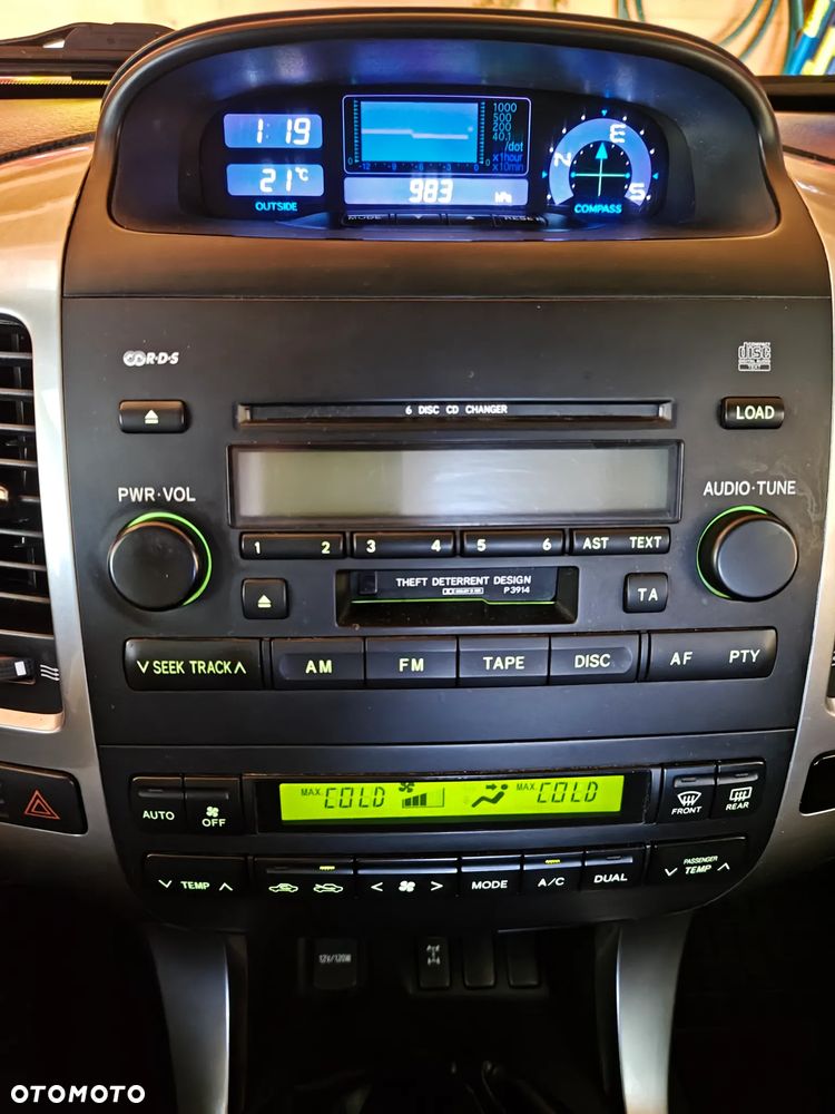 Toyota Land Cruiser LC 3.0 D-4D Luna - 24