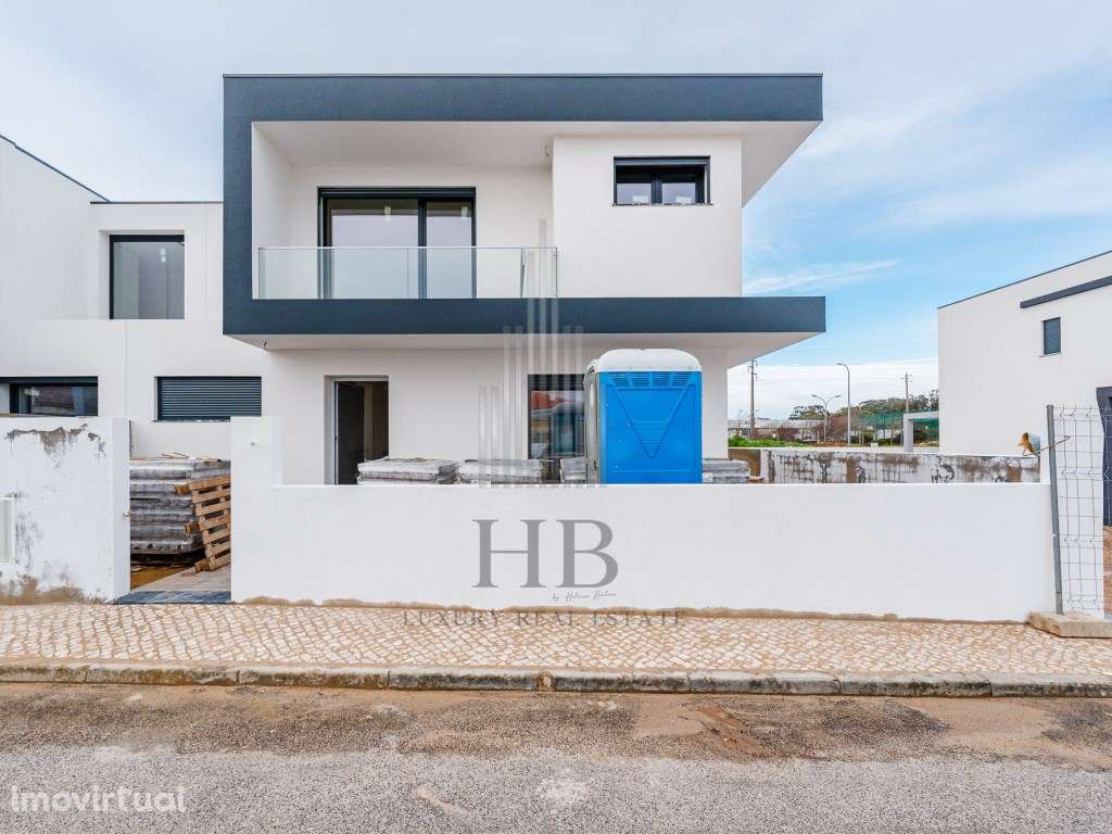 Moradia T3 Com Piscina e Jardim |Abrunheira |Sintra - Grande imagem: 3/56