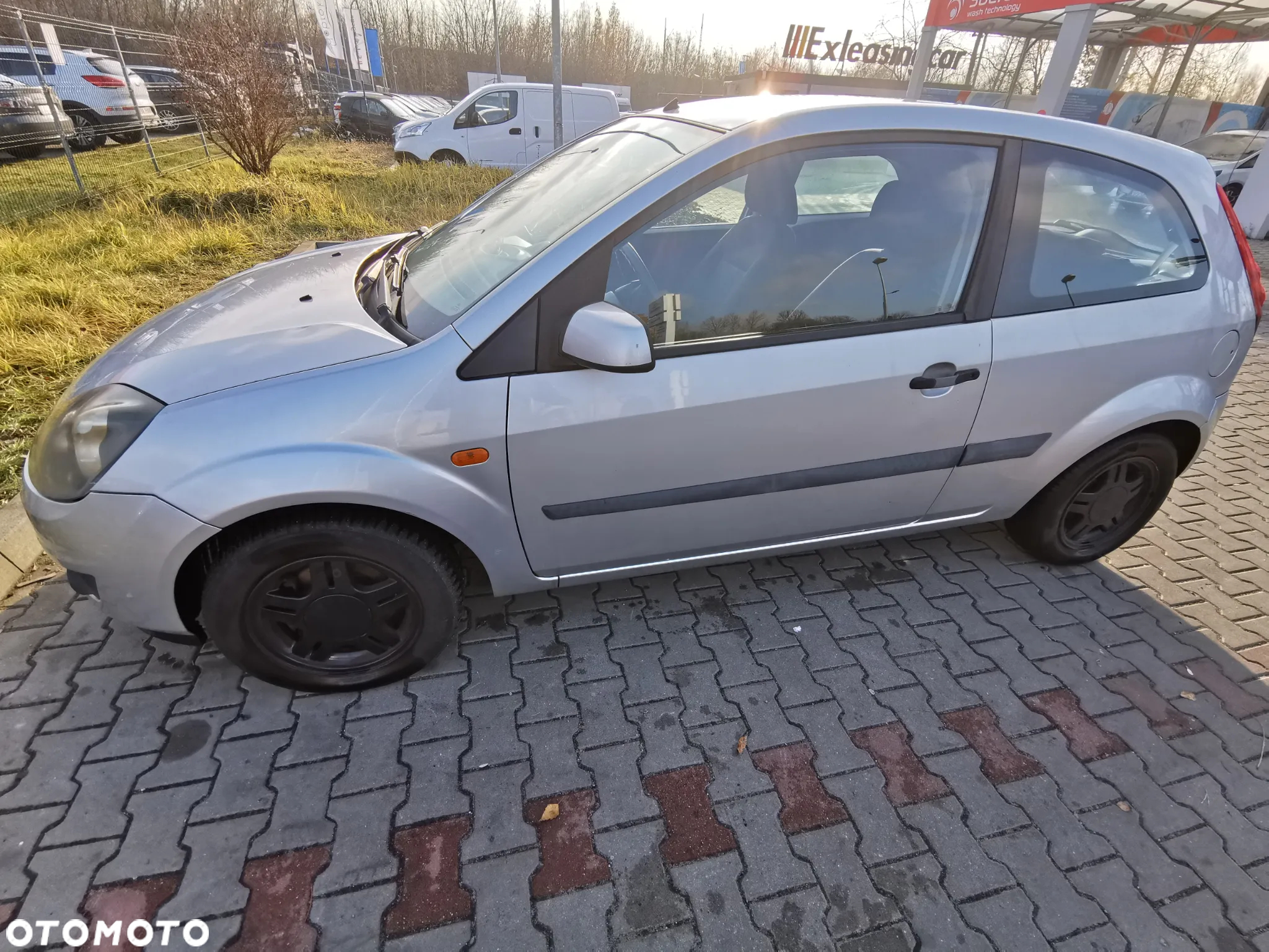 Ford Fiesta 1.4 Ambiente - 14