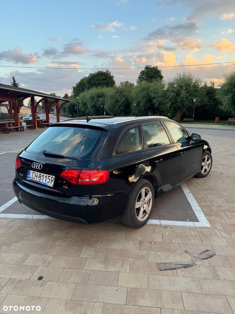 Audi A4 Avant - 13