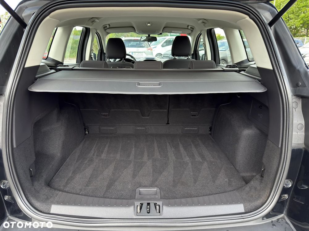 Ford Kuga 2.0 TDCi 4x4 Titanium - 17