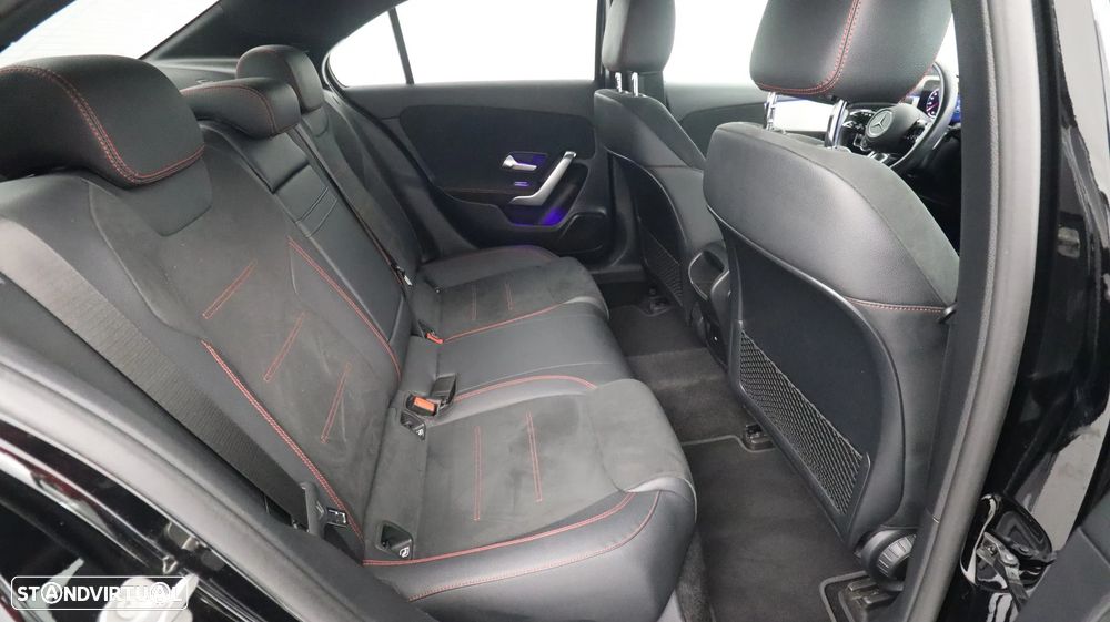 Mercedes-Benz A 180 Limousine d AMG Line Aut. - 27