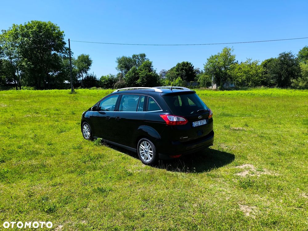 Ford Grand C-MAX - 12