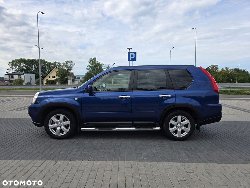 Nissan X-Trail 2.0 dCi LE - 3