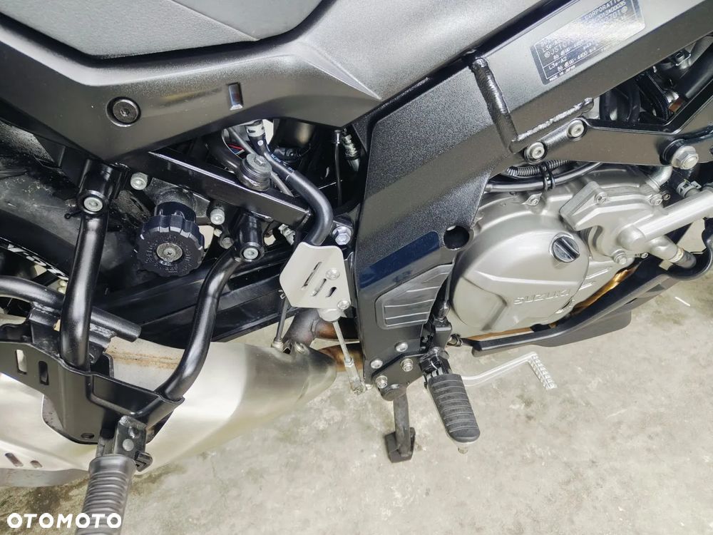 Suzuki DL - 7