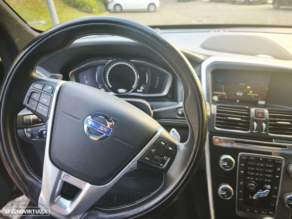 Volvo XC 60 D4 Geartronic Kinetic - 12