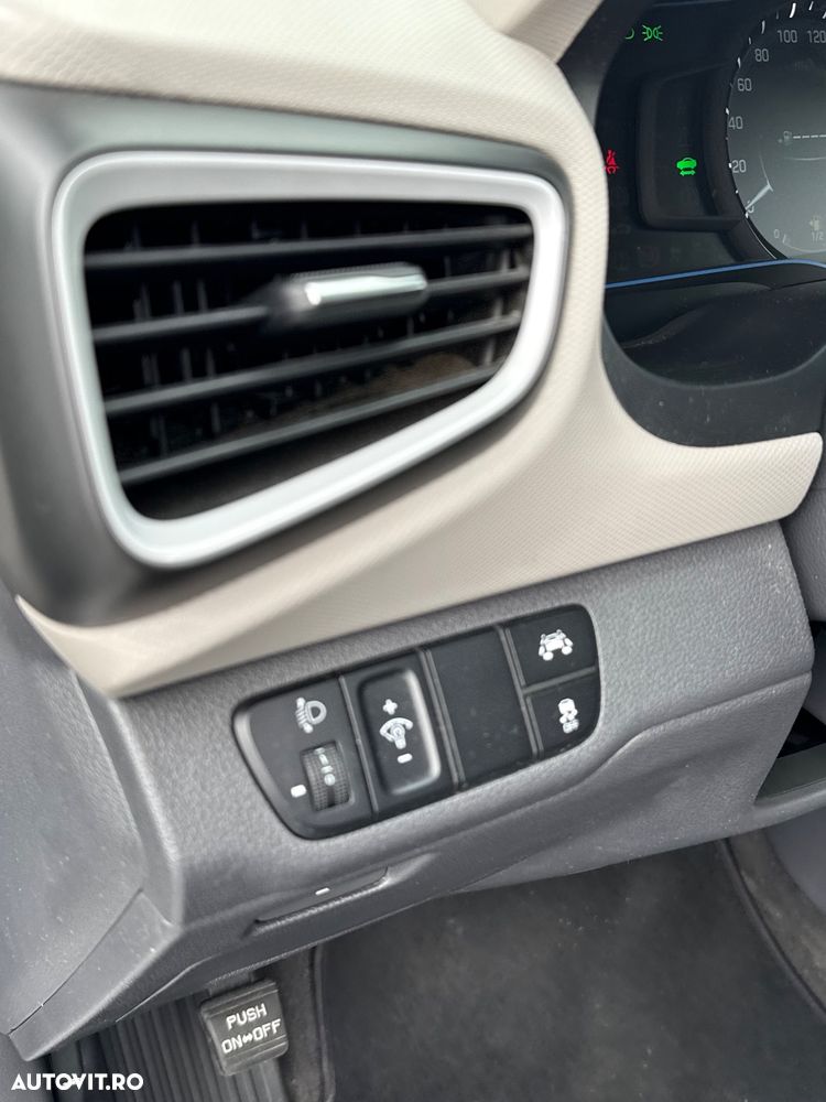 Hyundai IONIQ Hybrid 1.6 GDI Premium - 12
