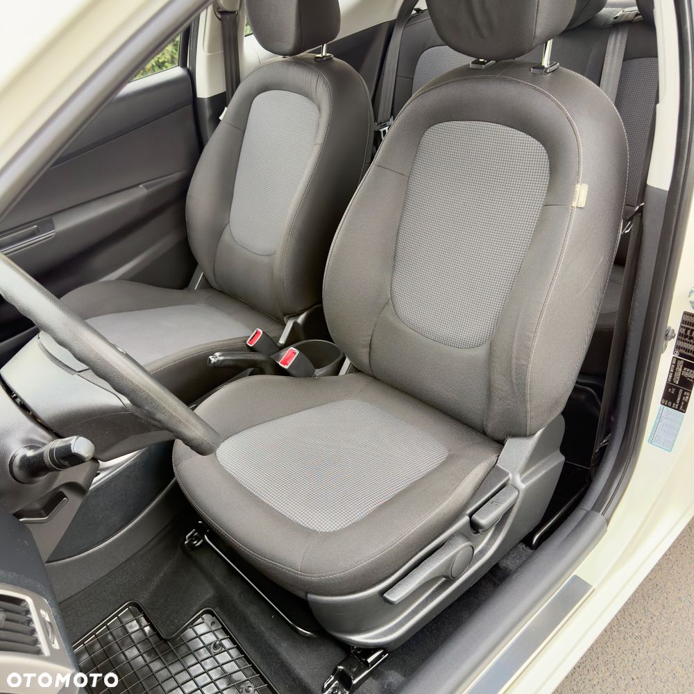 Hyundai i20 1.2 Edition Plus - 8