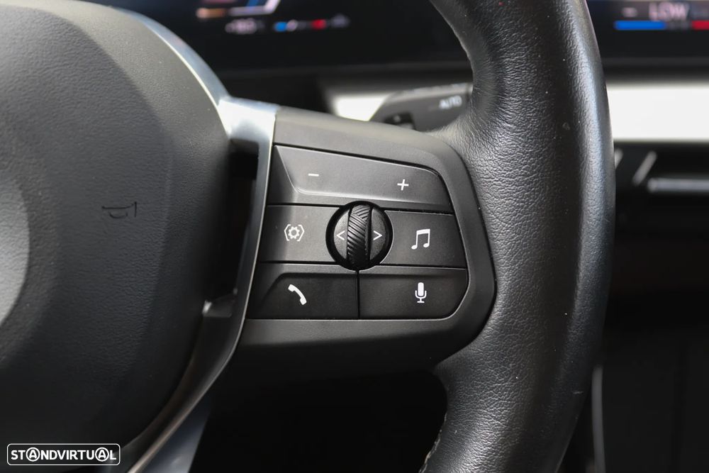 BMW 214 Active Tourer - 11