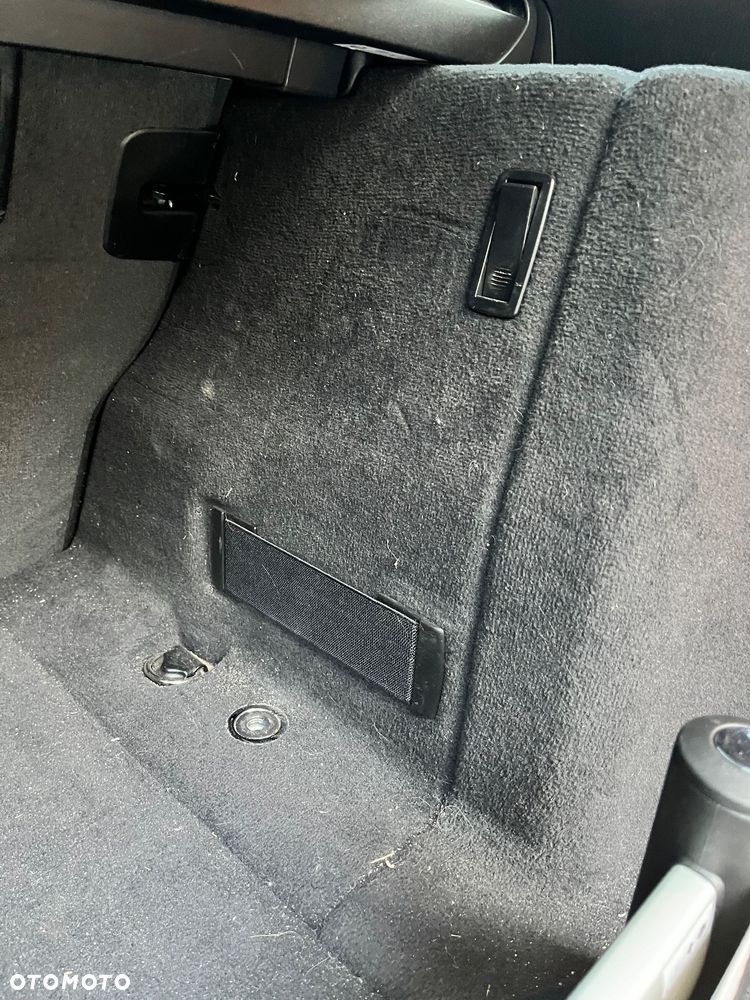 BMW Seria 3 320i xDrive - 9