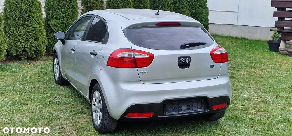 Kia Rio 1.2 Dream-Team Edition - 10