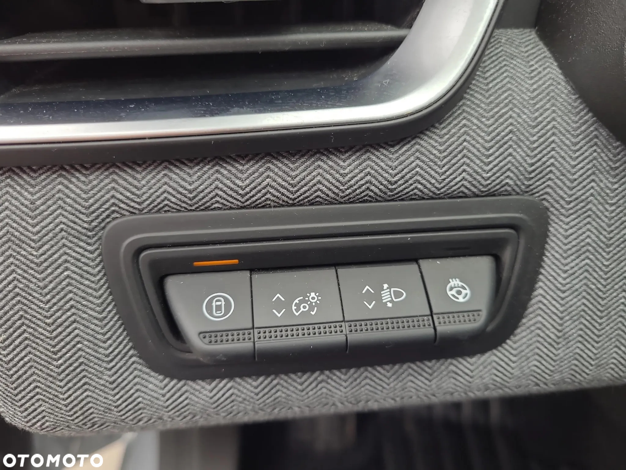 Renault Clio 1.0 TCe Techno - 19