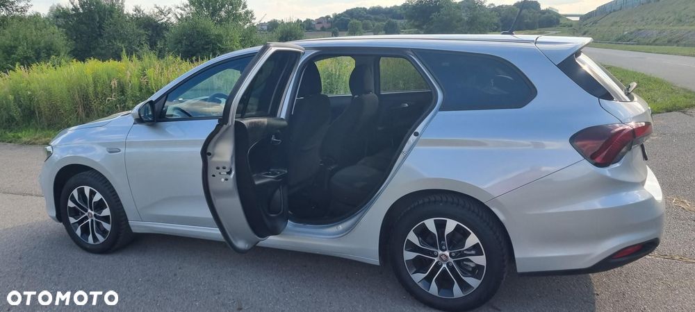 Fiat Tipo Kombi 1.0 T3 Life - 11