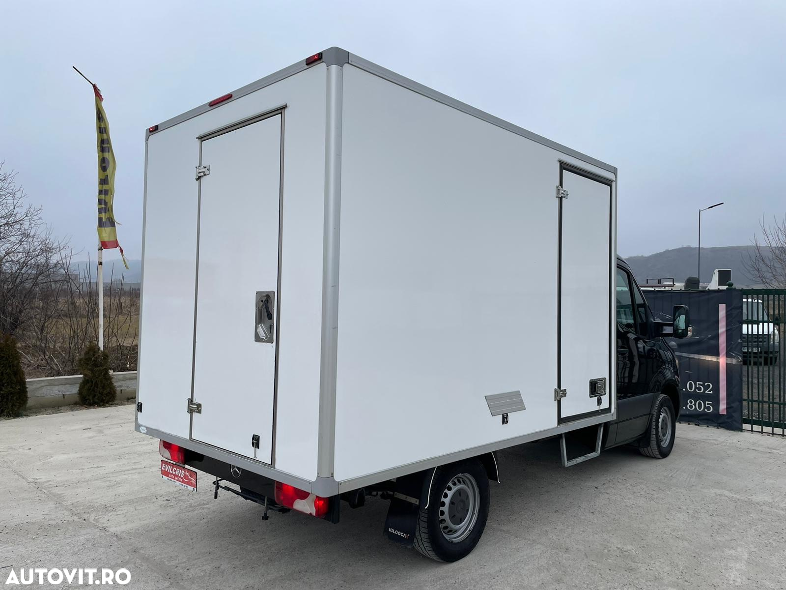 Mercedes-Benz Sprinter 319 CDI 3.0 D AUTOMAT FRIGORIFIC THERMO KING - 9