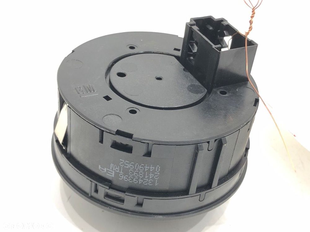 WŁĄCZNIK ŚWIATEŁ - 45.00 PLN - OPEL CORSA D (S07) 2006 - 2014 1.2 (L08, L68) 59 kW [80 KM] - 2