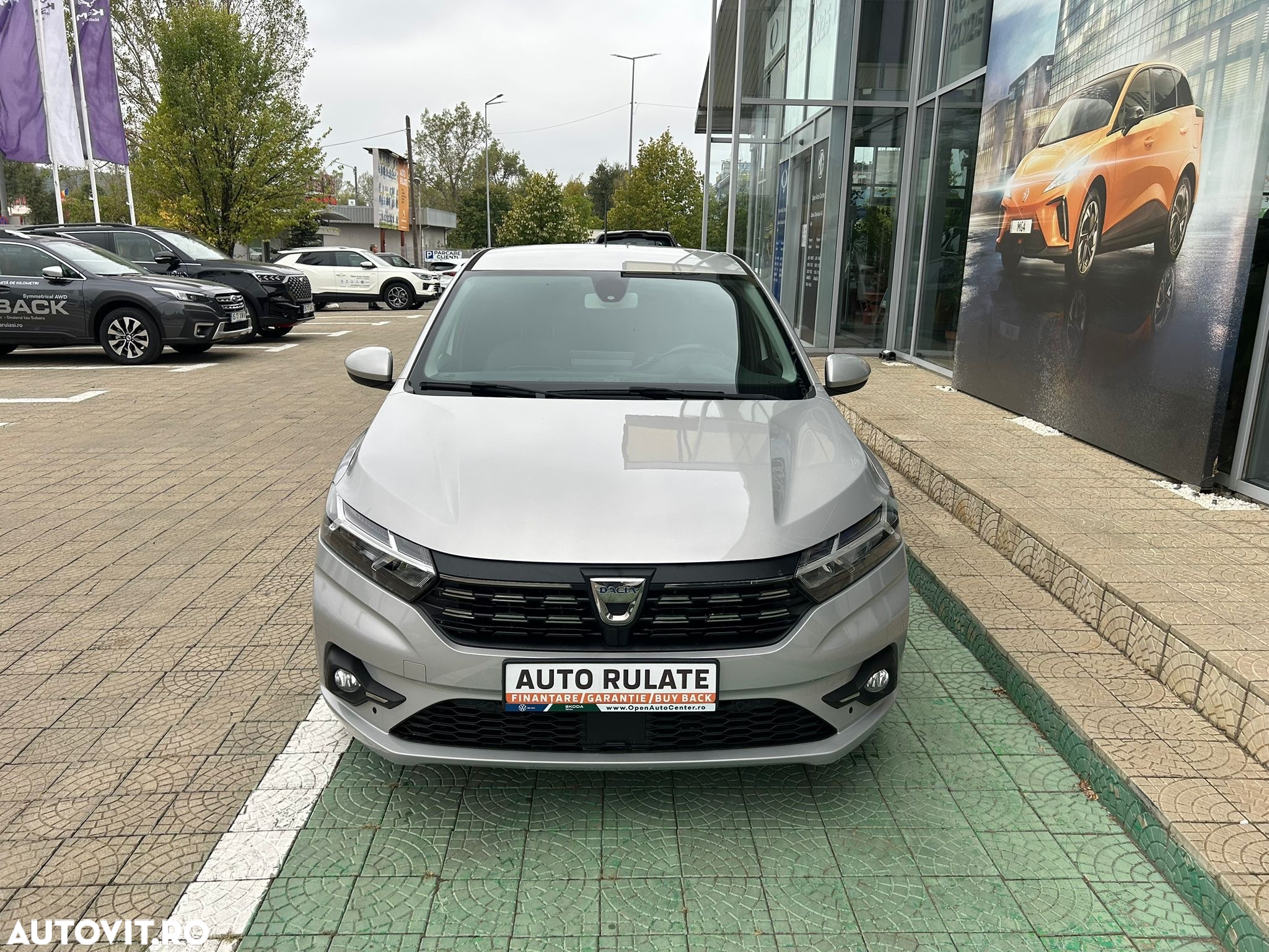 Dacia Logan TCe 90 Essential - 6