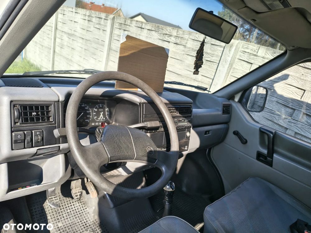 Volkswagen Transporter - 5