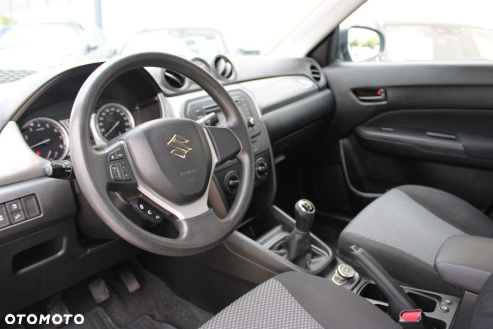 Suzuki Vitara - 11
