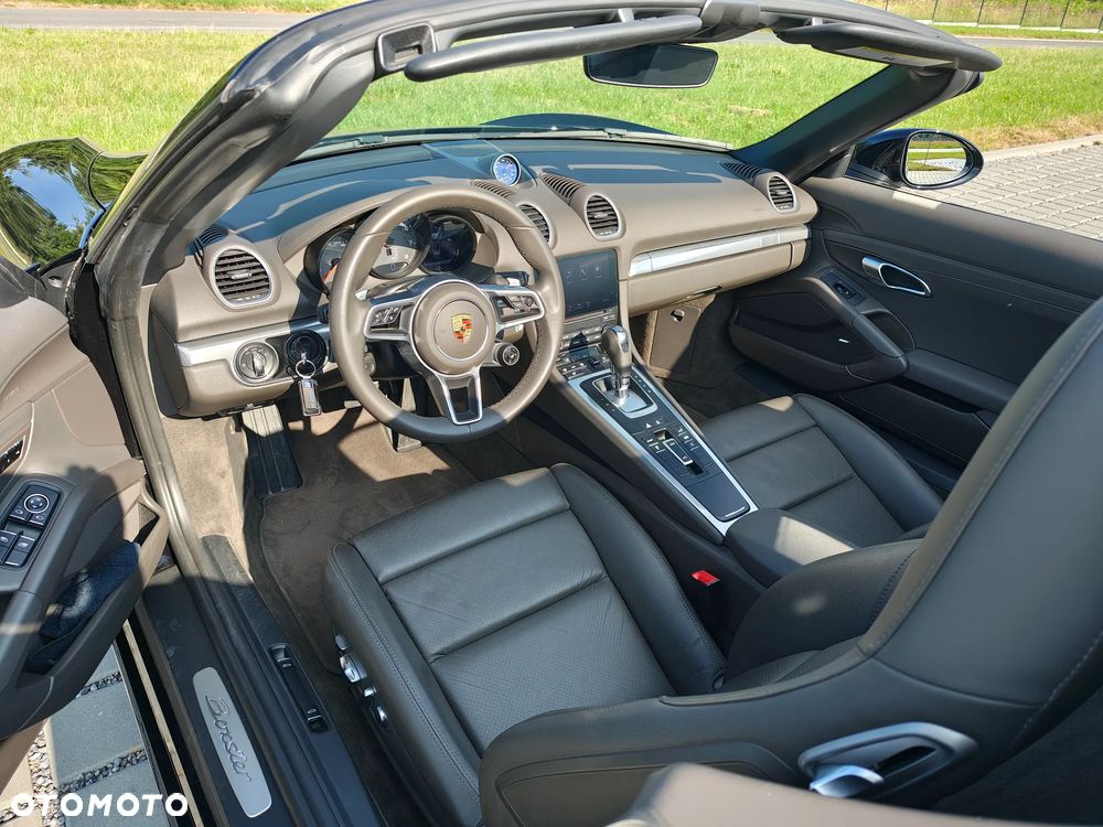 Porsche 718 Boxster PDK - 17