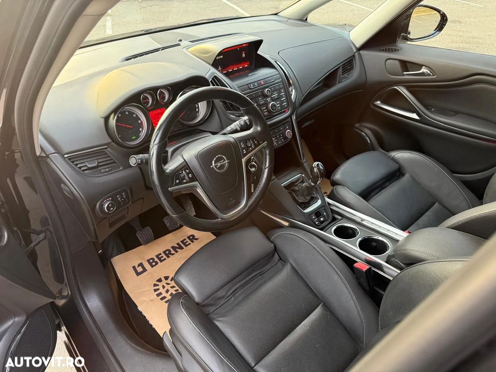 Opel Zafira Tourer 1.6 CDTI ECOTEC Start/Stop Cosmo - 9