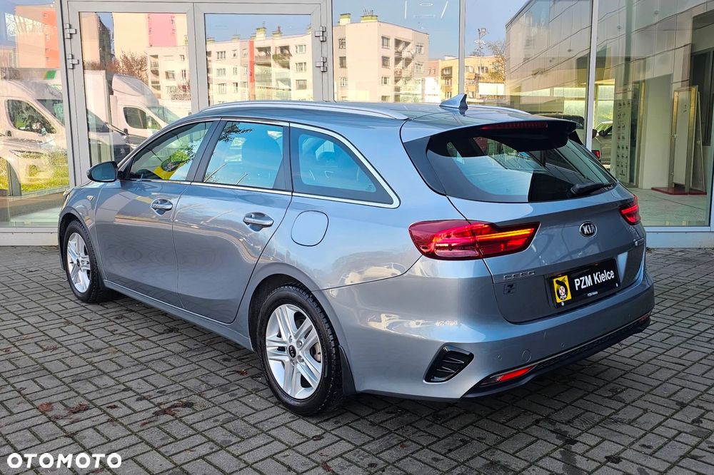 Kia Ceed 1.6 CRDi mHEV M - 7