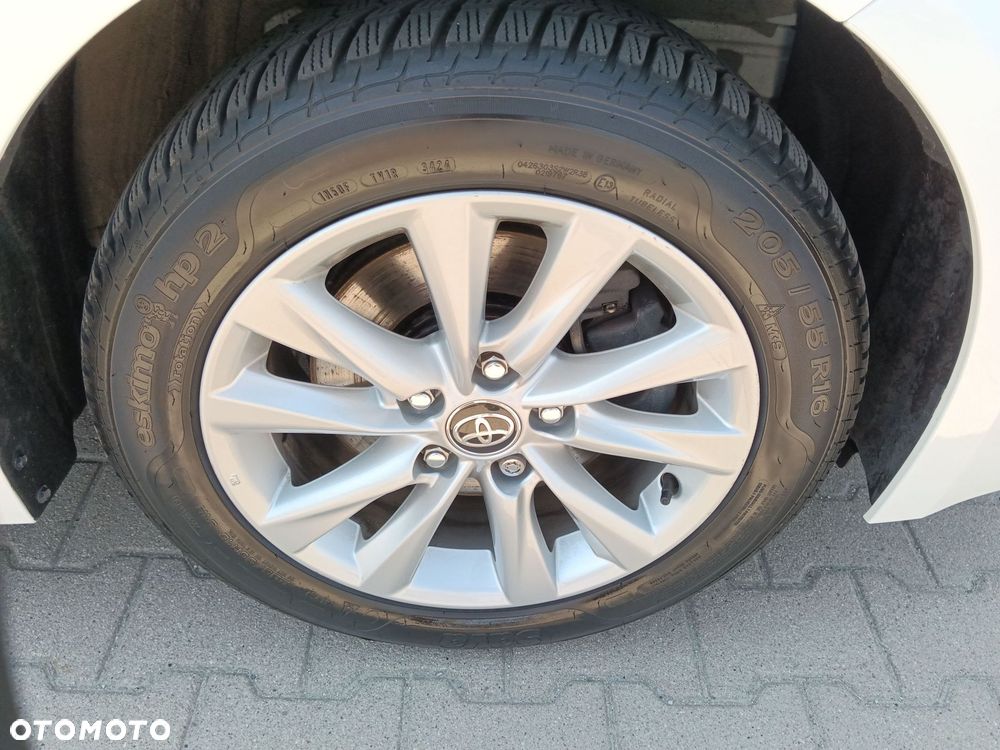 Toyota Corolla 2.0 Hybrid Comfort - 9