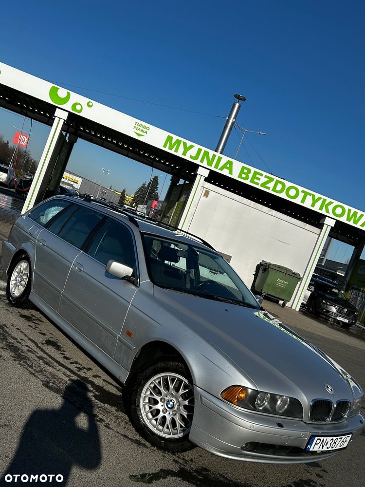 BMW Seria 5 520i - 13