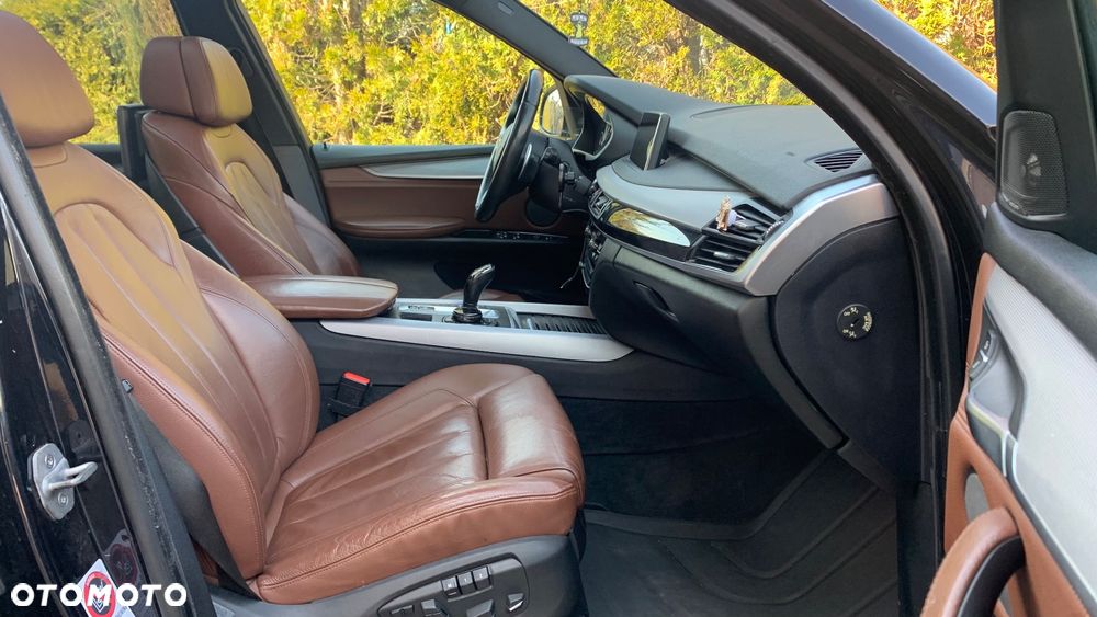 BMW X5 M M50d - 17
