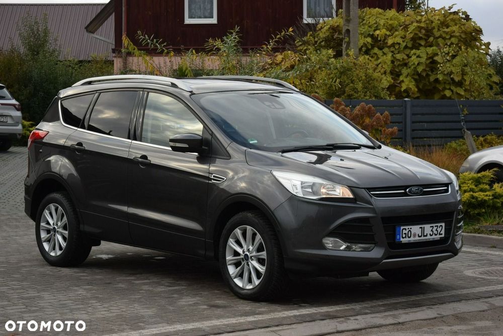 Ford Kuga 2.0 TDCi 2x4 Titanium - 3