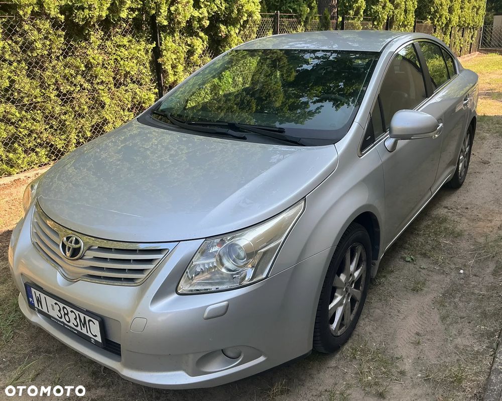 Toyota Avensis 2.2 D-4D Premium - 1