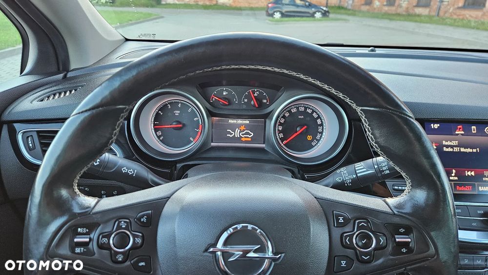 Opel Astra 1.4 Turbo Innovation - 17