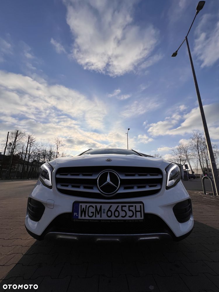 Mercedes-Benz GLA 200 7G-DCT AMG Line - 21