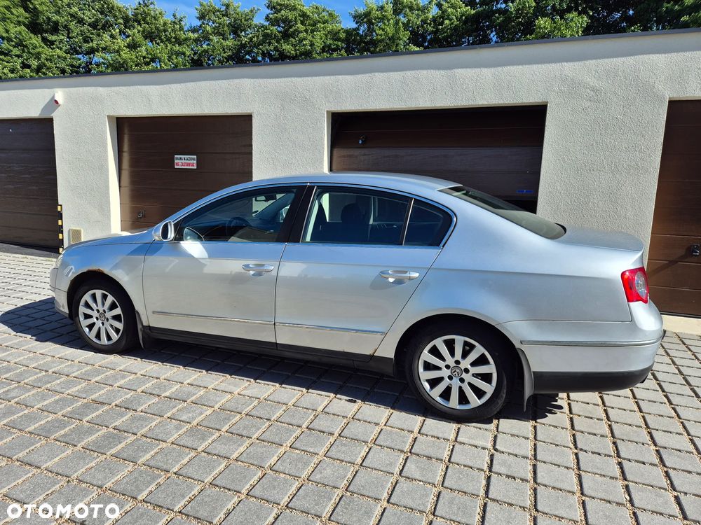 Volkswagen Passat - 3