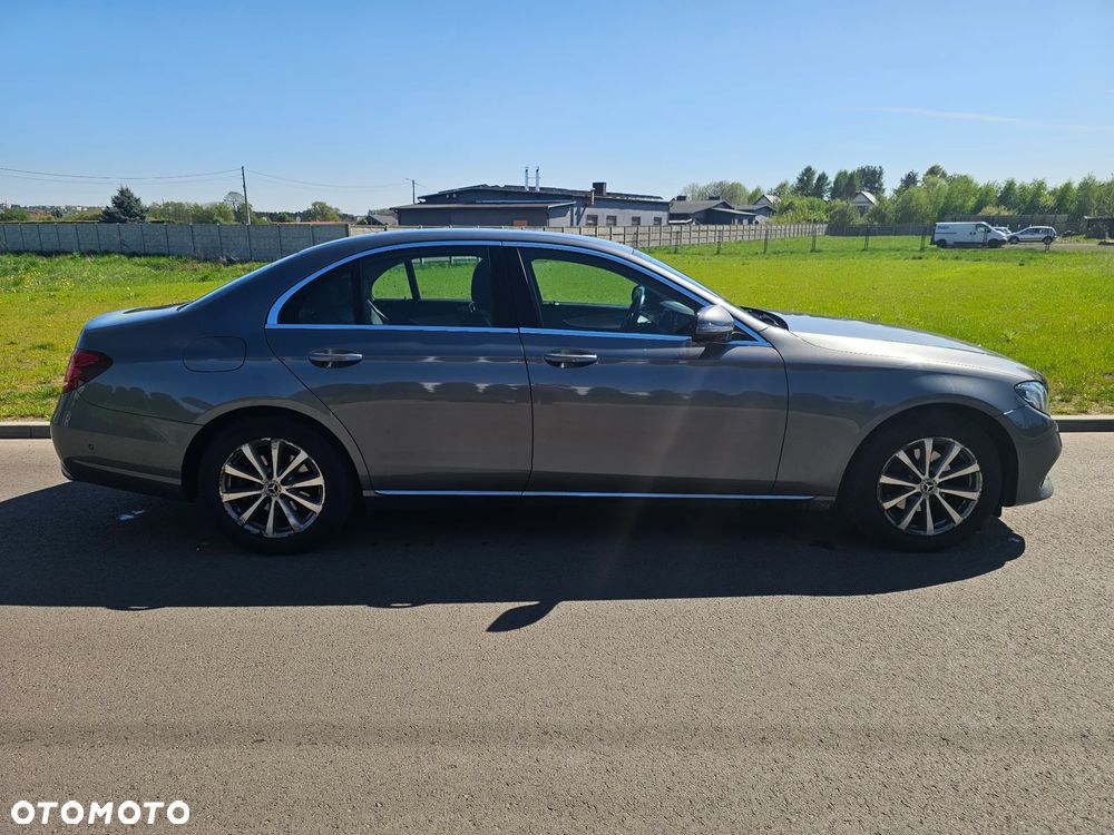 Mercedes-Benz Klasa E 220 d 9G-TRONIC - 7
